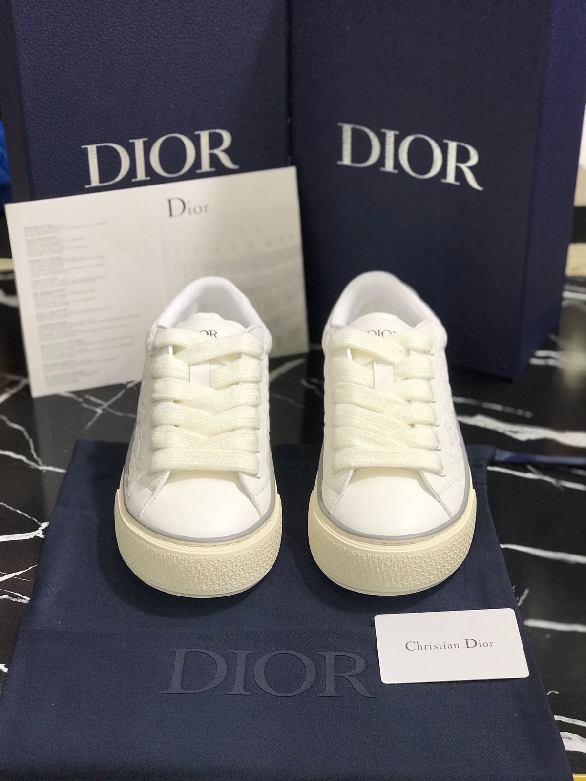 Christian Dior blancos estilo casual Caballero