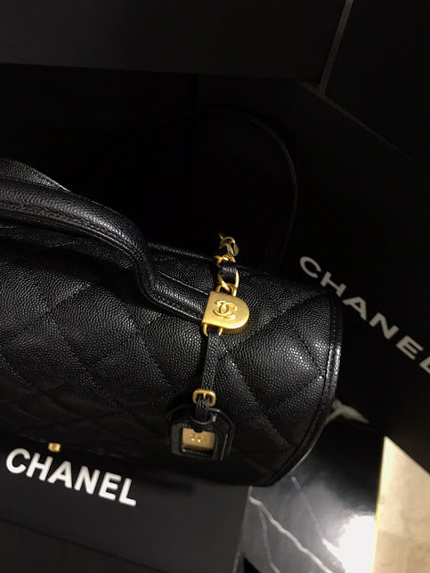 Chanel Negro Piel