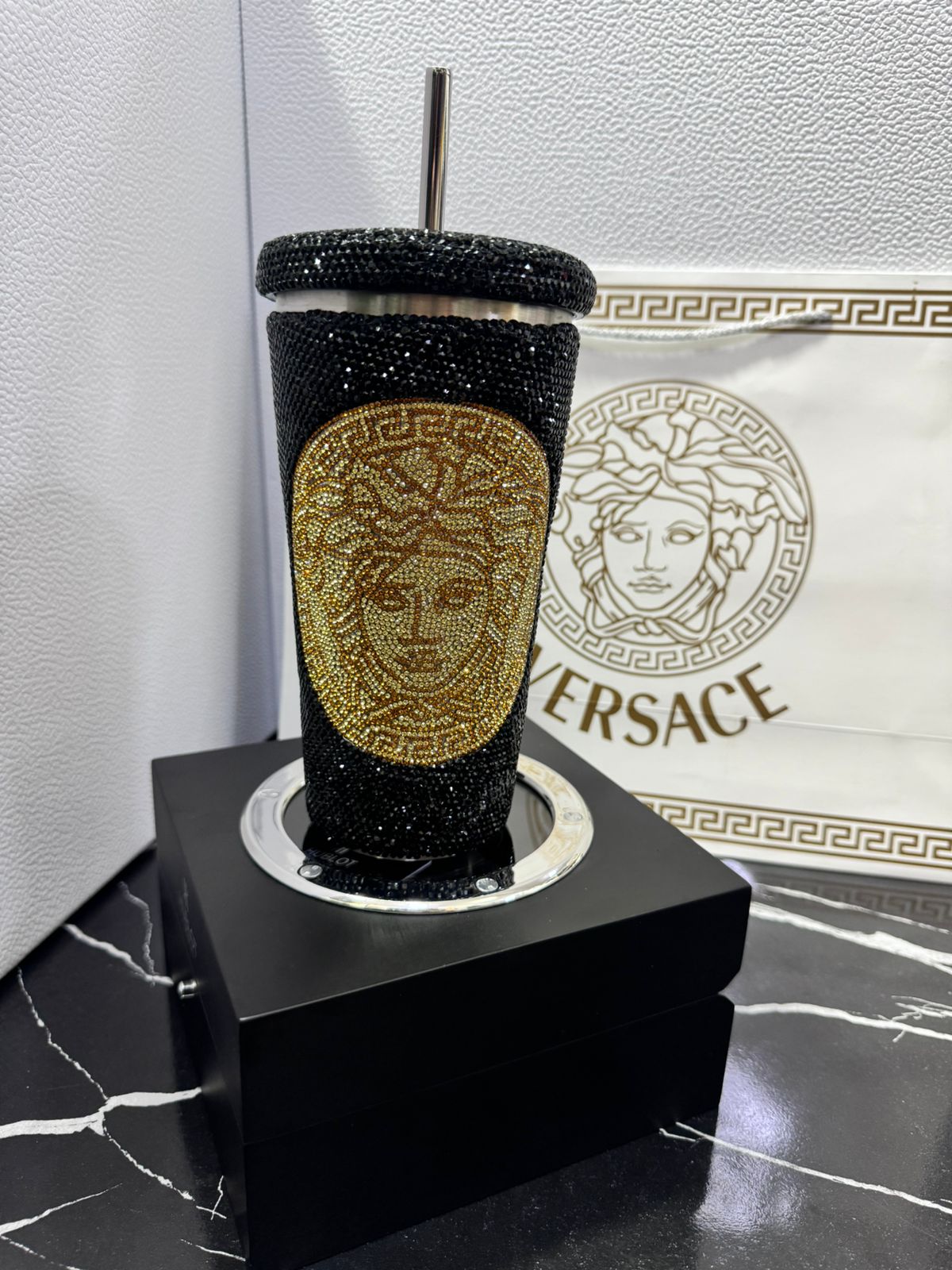 Versace termo negro