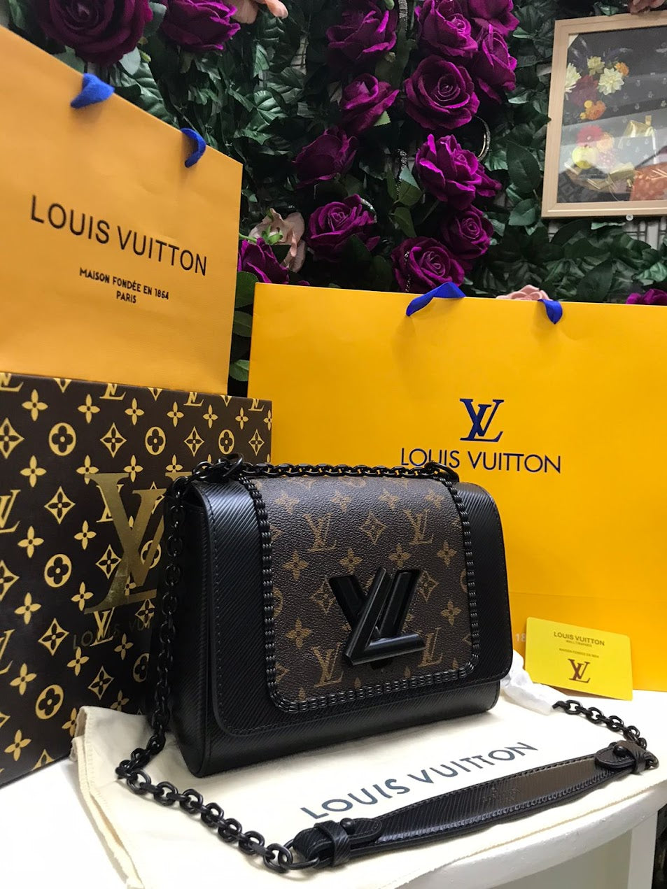 Louis Vuitton Negra Patron V Piel