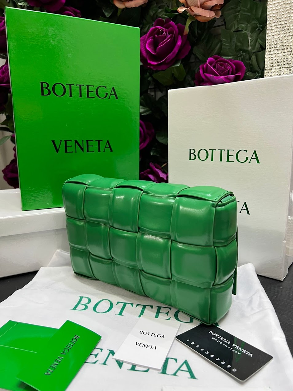 Bottega Verde Cuero