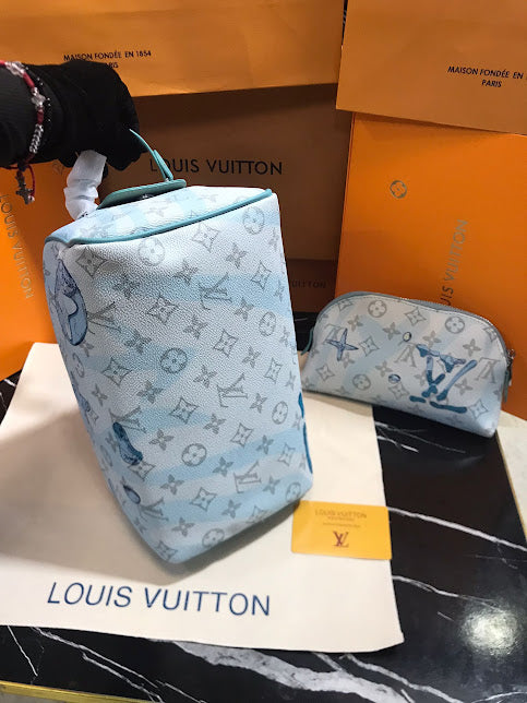 Louis Vuitton Neceser Azul Piel