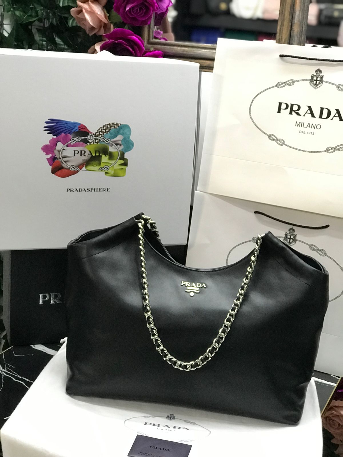 Prada Negro Cadena Plateado Piel