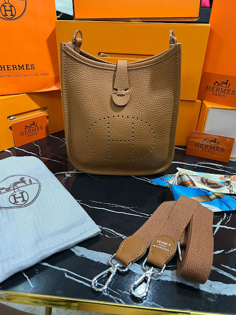 Hermes Café Piel