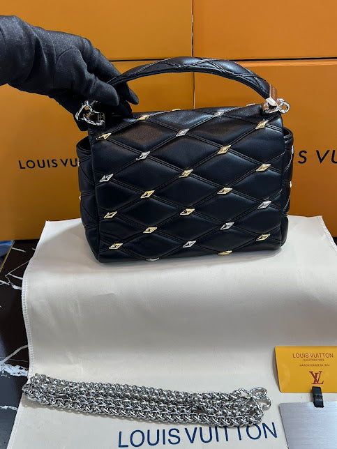 Louis Vuitton Negra Cadena Plateada Piel