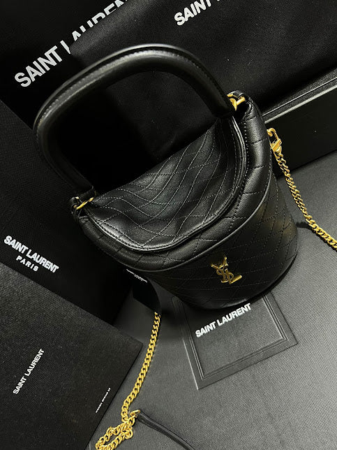 Saint Laurent Negra Piel