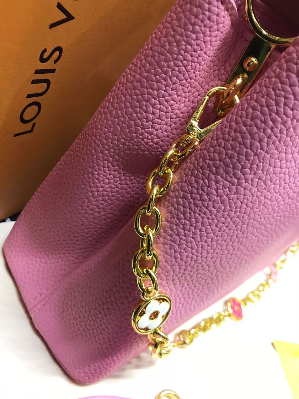 Louis Vuitton Rosa Piel