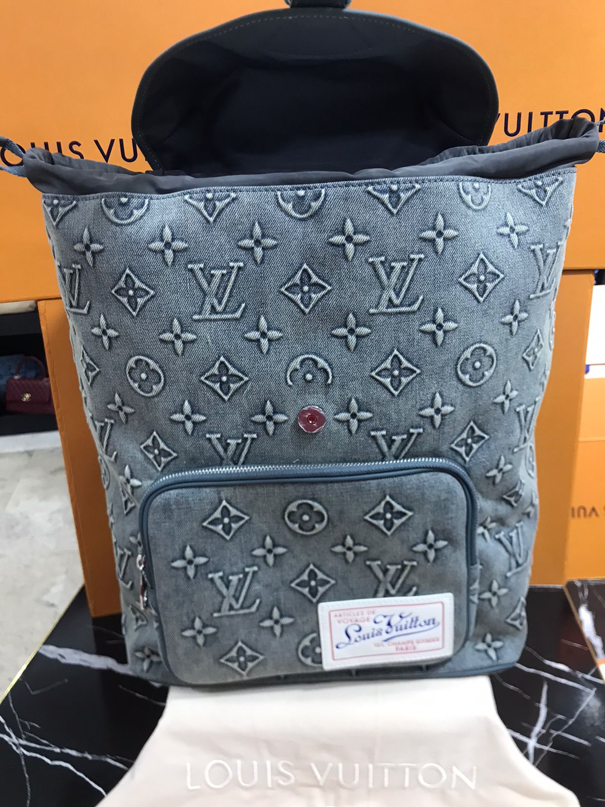 Louis Vuitton Azul Textil y Piel