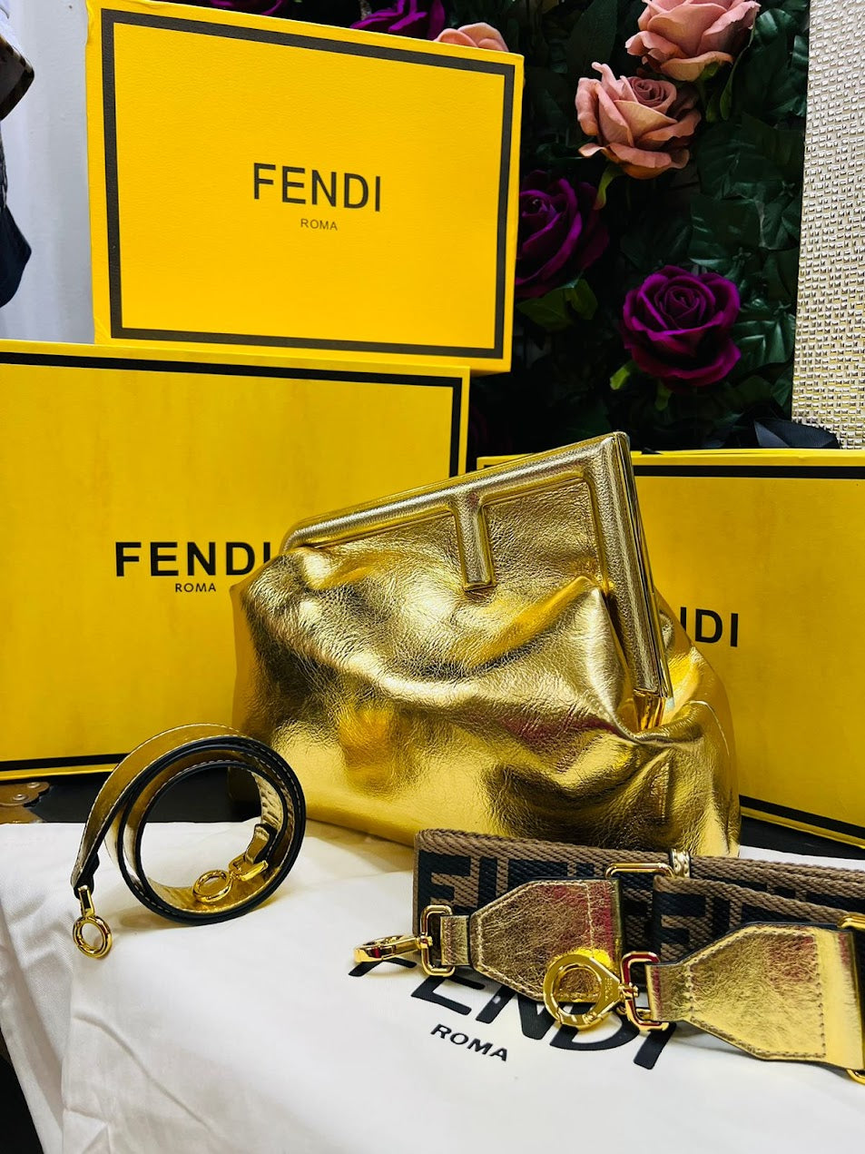 Fendi Roma Dorada Cuero