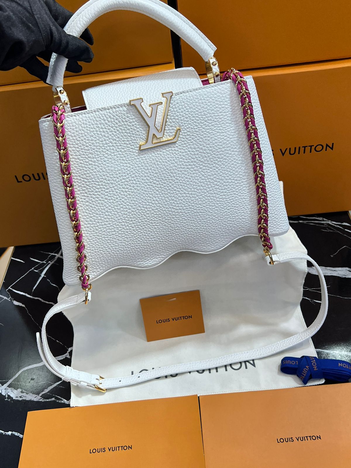 Louis Vuitton Blanca Piel