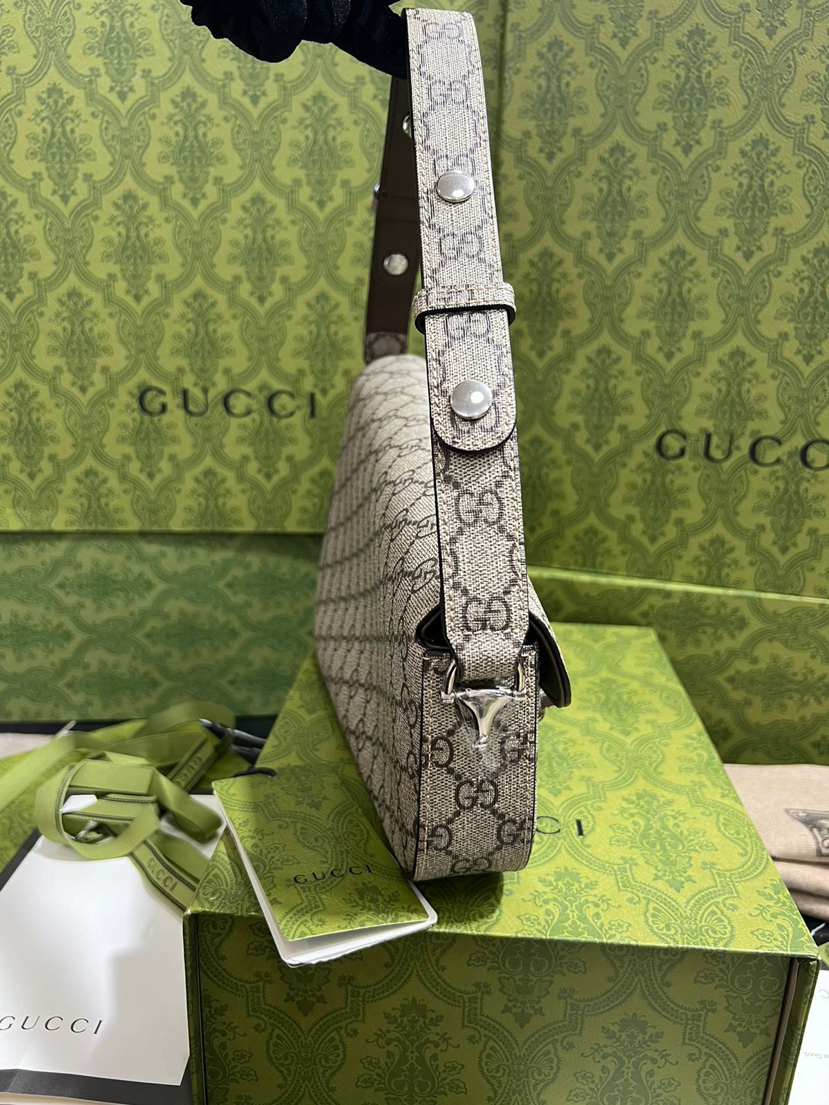 Gucci Café Piel