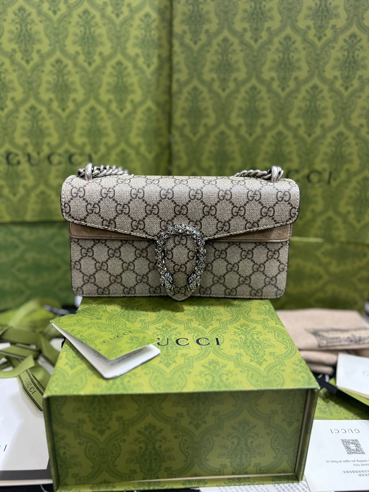 Gucci Café Cadena Plateada Piel