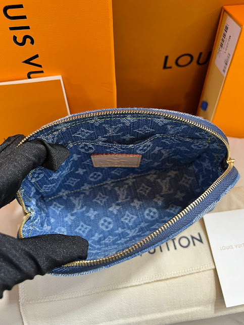 Louis Vuitton Azul Bordada Mezclilla