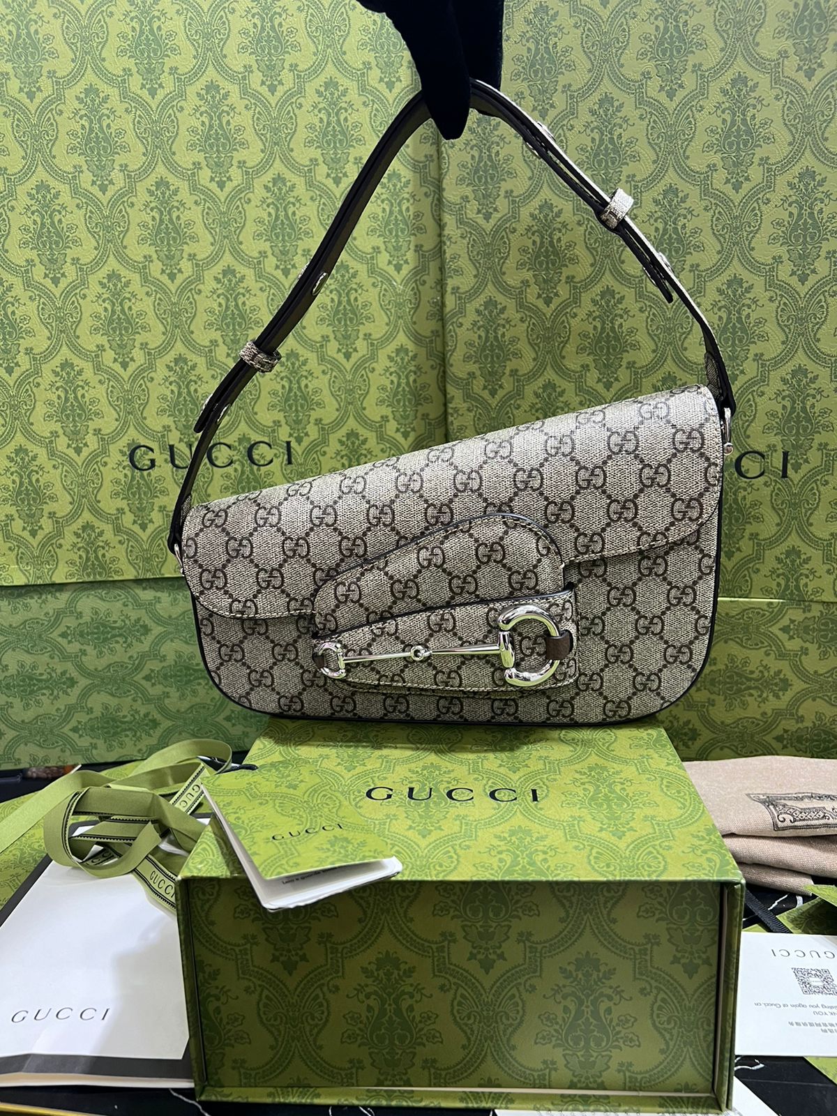 Gucci Café Piel