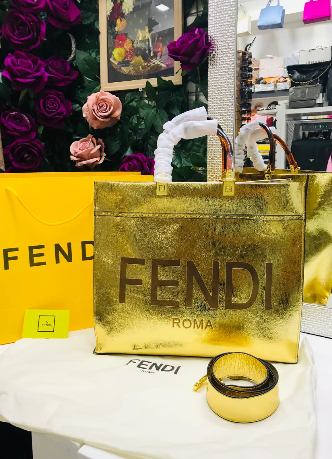 Fendi Dorada Piel