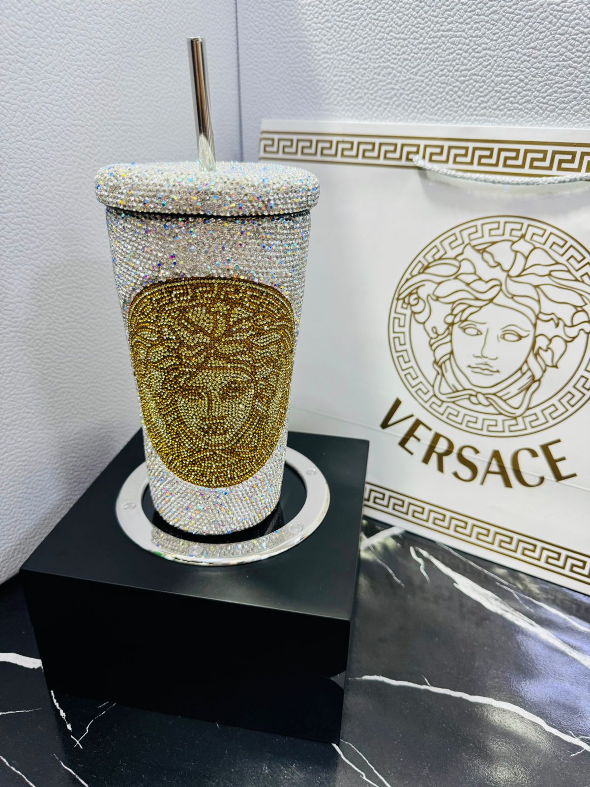 Versace termo blanco