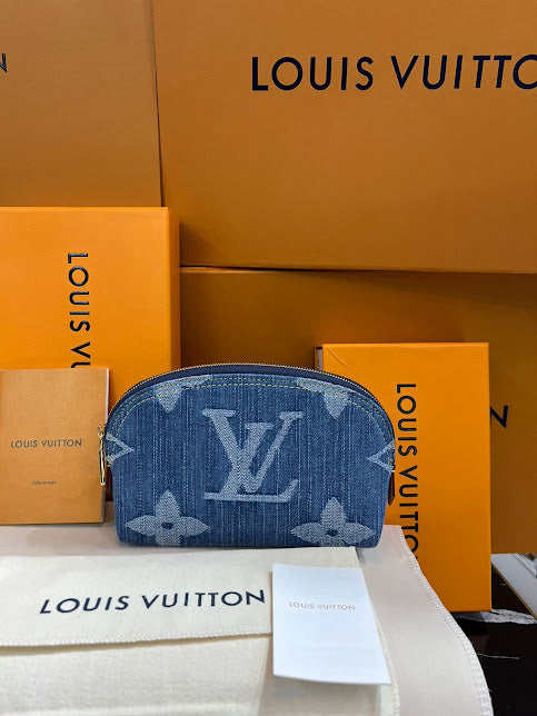 Louis Vuitton Azul Bordada Mezclilla