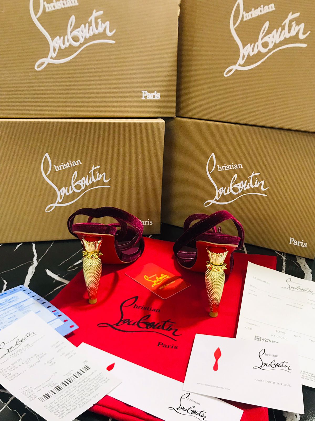 Louboutin Tacon Dorado