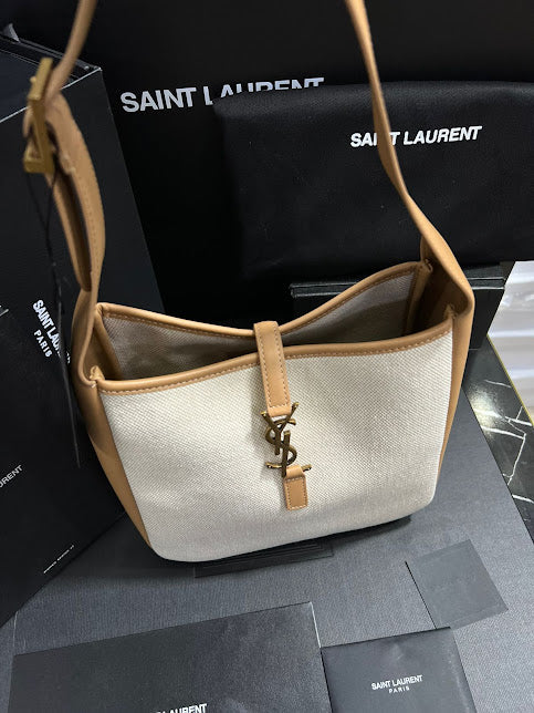 Saint Laurent Beige con Blanco Piel