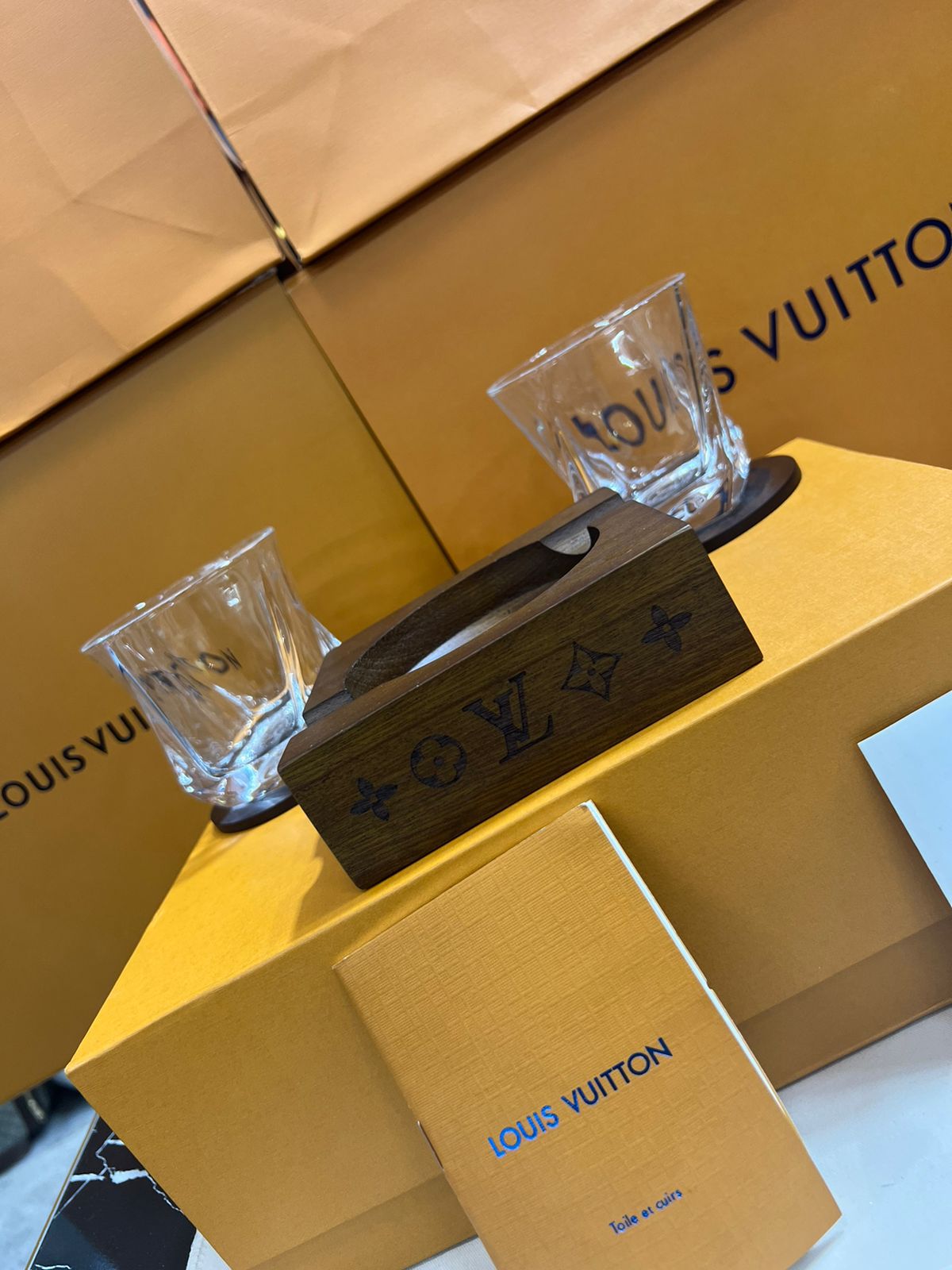 Louis Vuitton Vasos de Wiski con cenicero