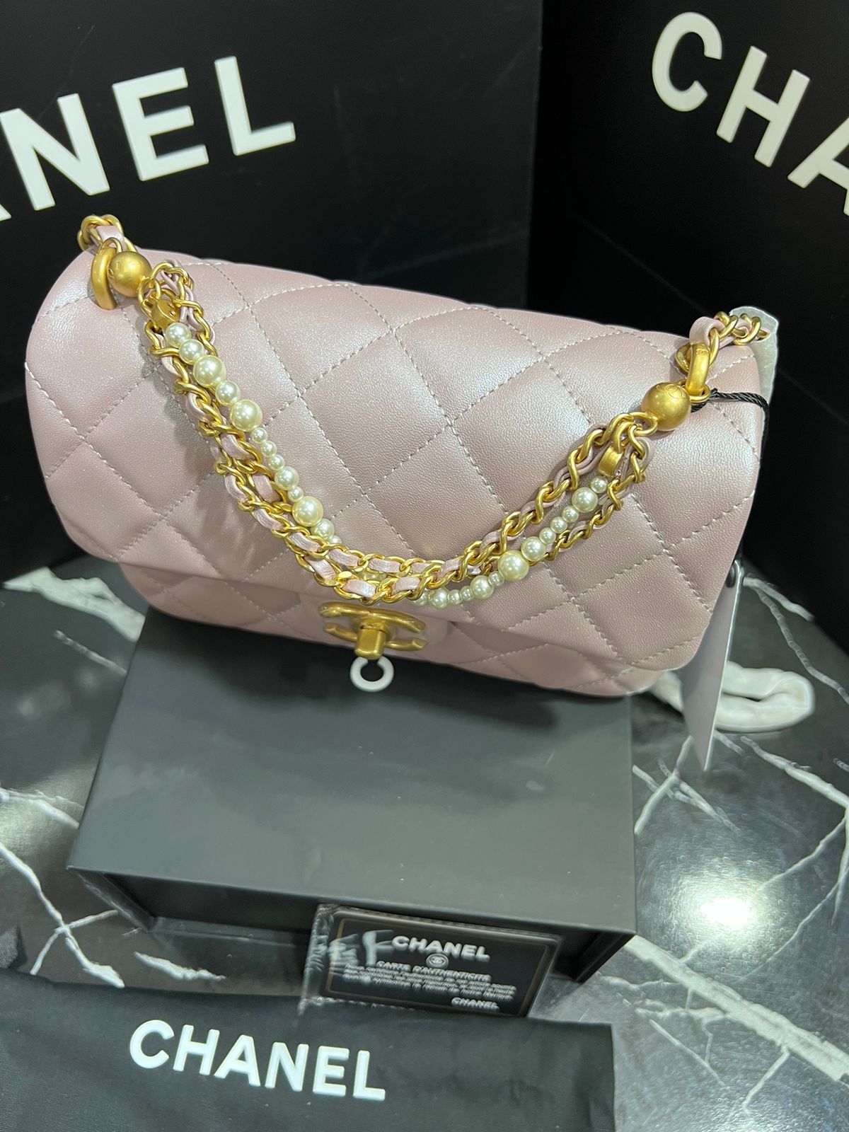 Chanel Edición Especial Brillante Rosa Piel