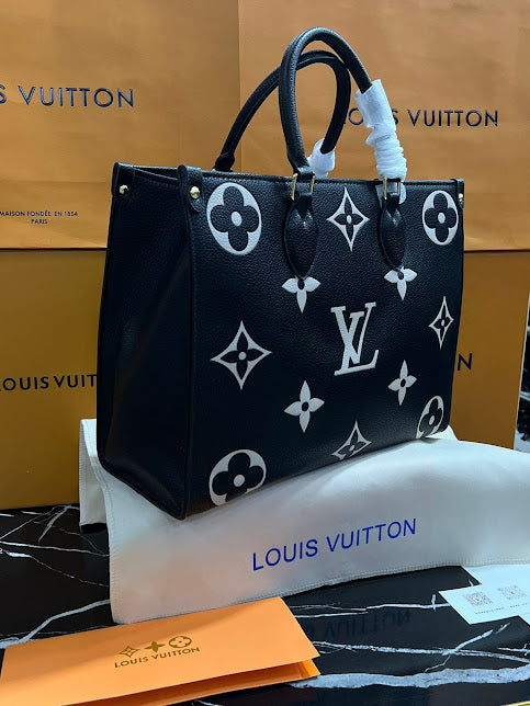 Louis Vuitton Negro con Blanco Piel