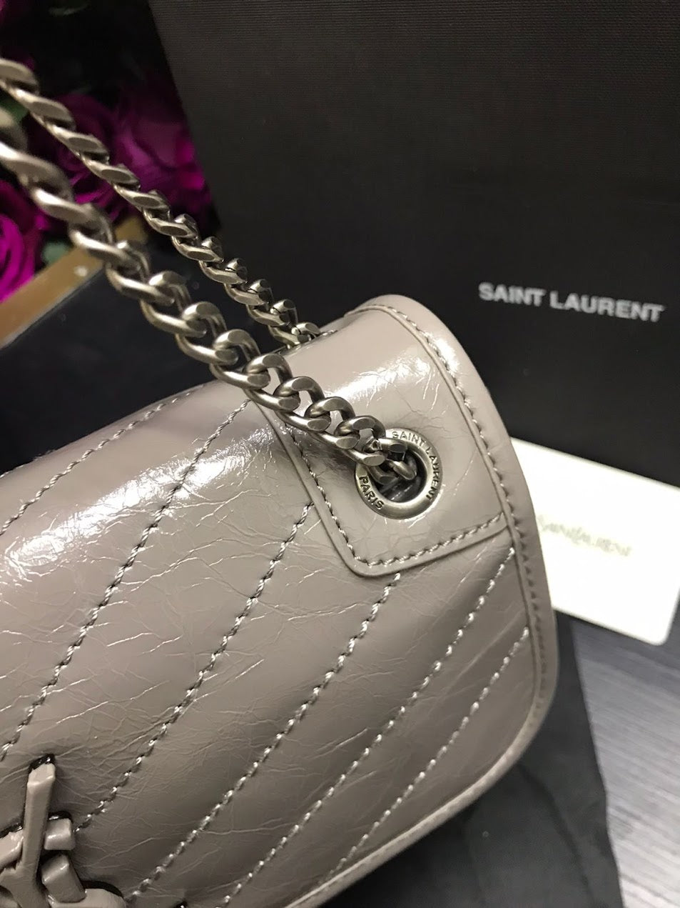 Saint Lauren YSL Gris Piel