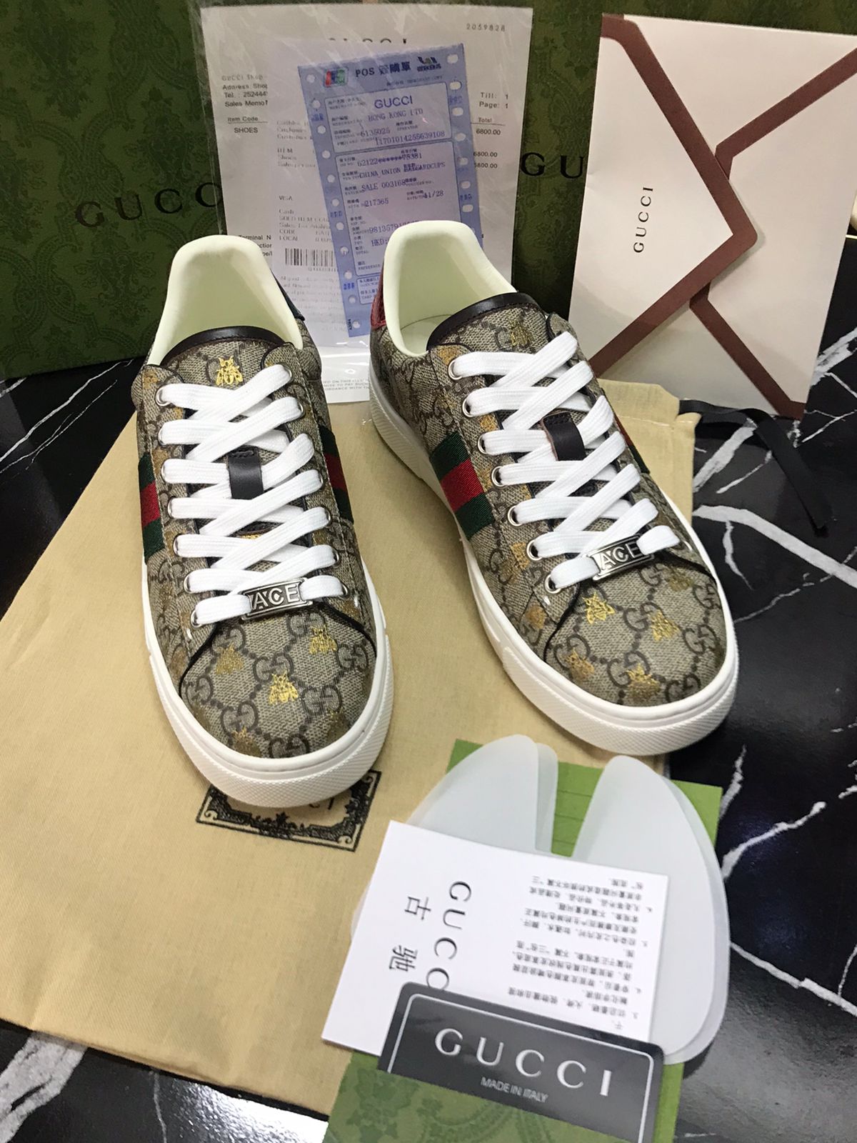 Zapatos Gucci $5750 con cubrepolvo certificado y caja