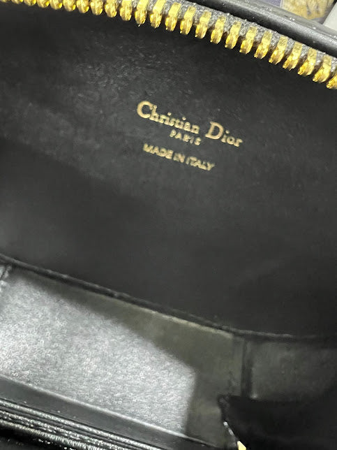 Christian Dior Ovalada Negro Piel