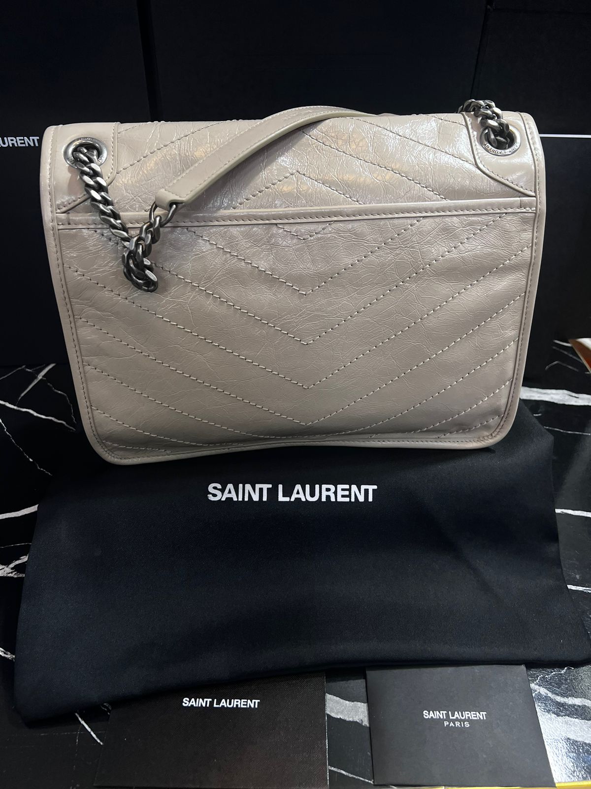 Saint Laurent Niki Nude Piel