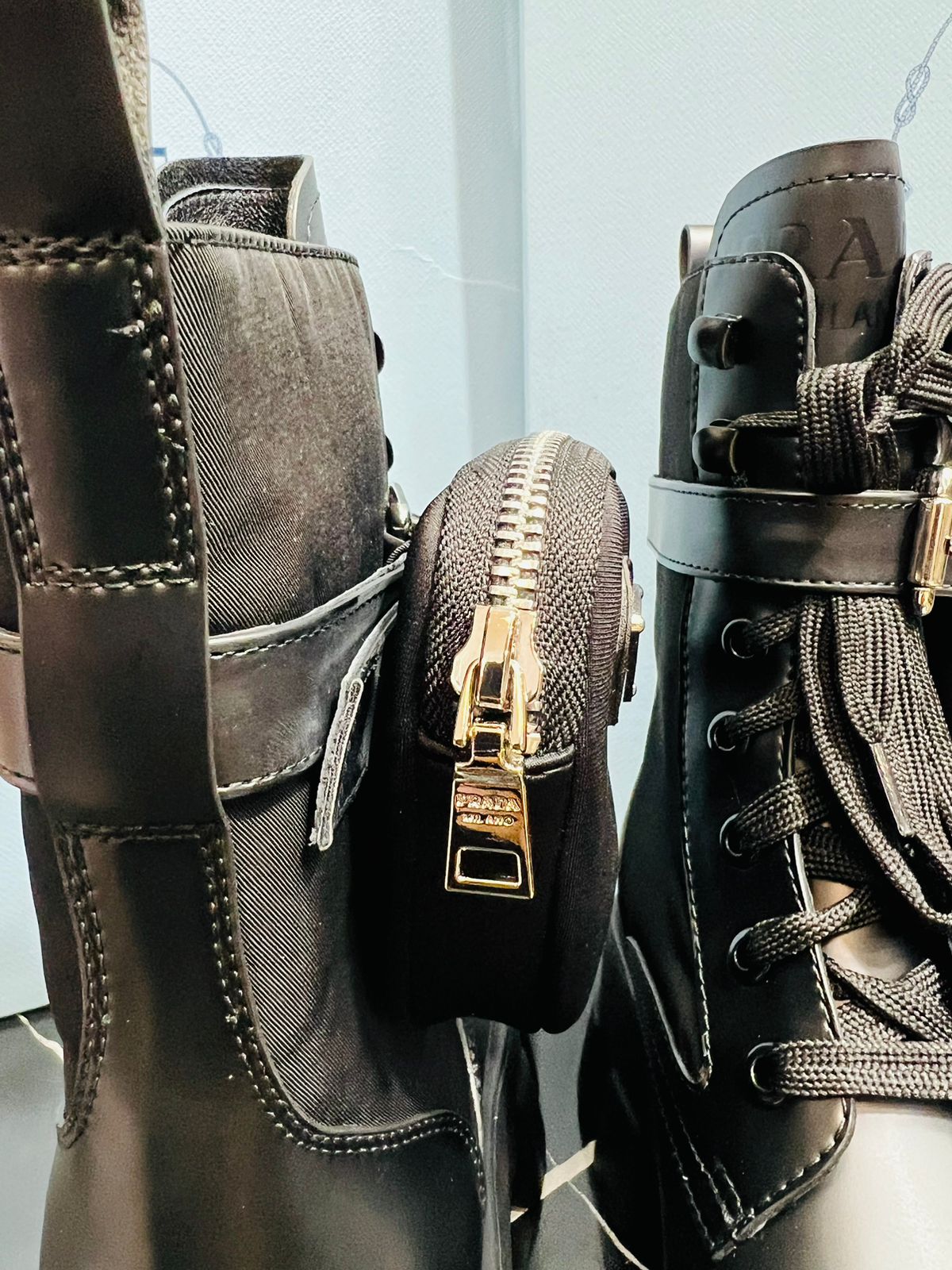 prada botin negros