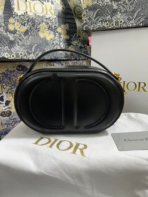 Christian Dior Ovalada Negro Piel