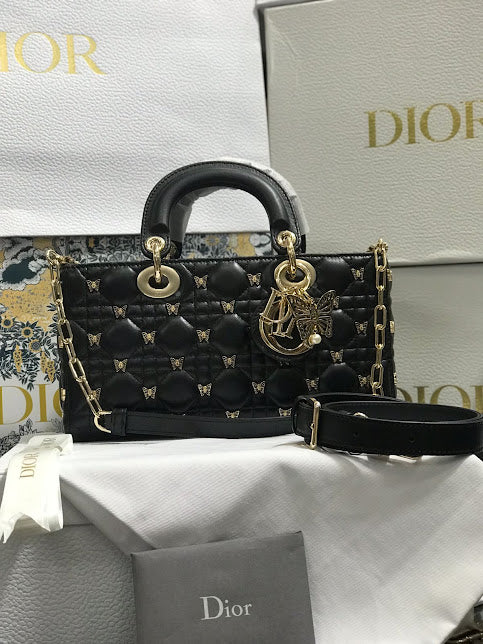 Christian Dior Edición Mariposa Negra Cadena Dorada Piel