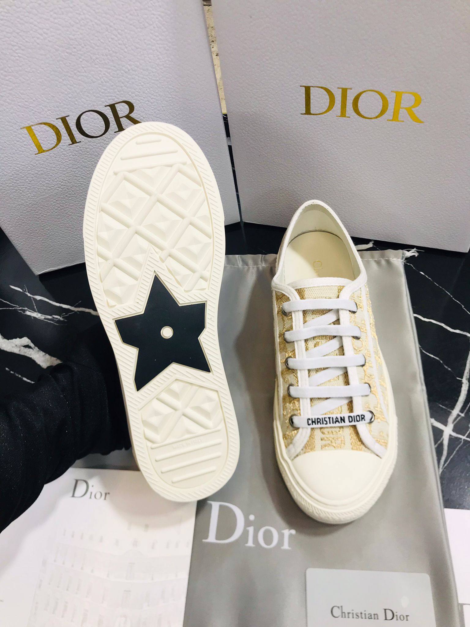 Tenis Dior