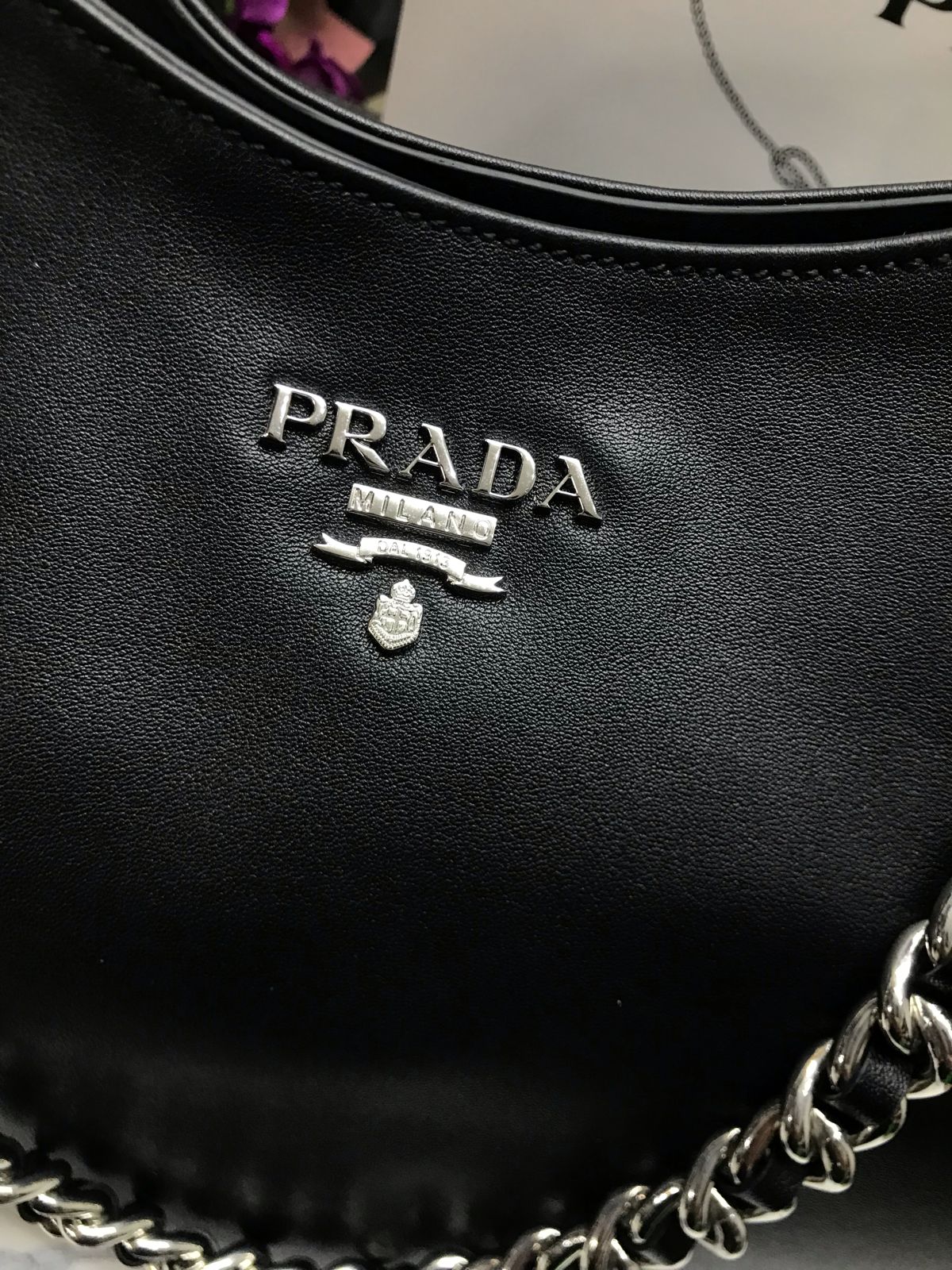 Prada Negro Cadena Plateado Piel