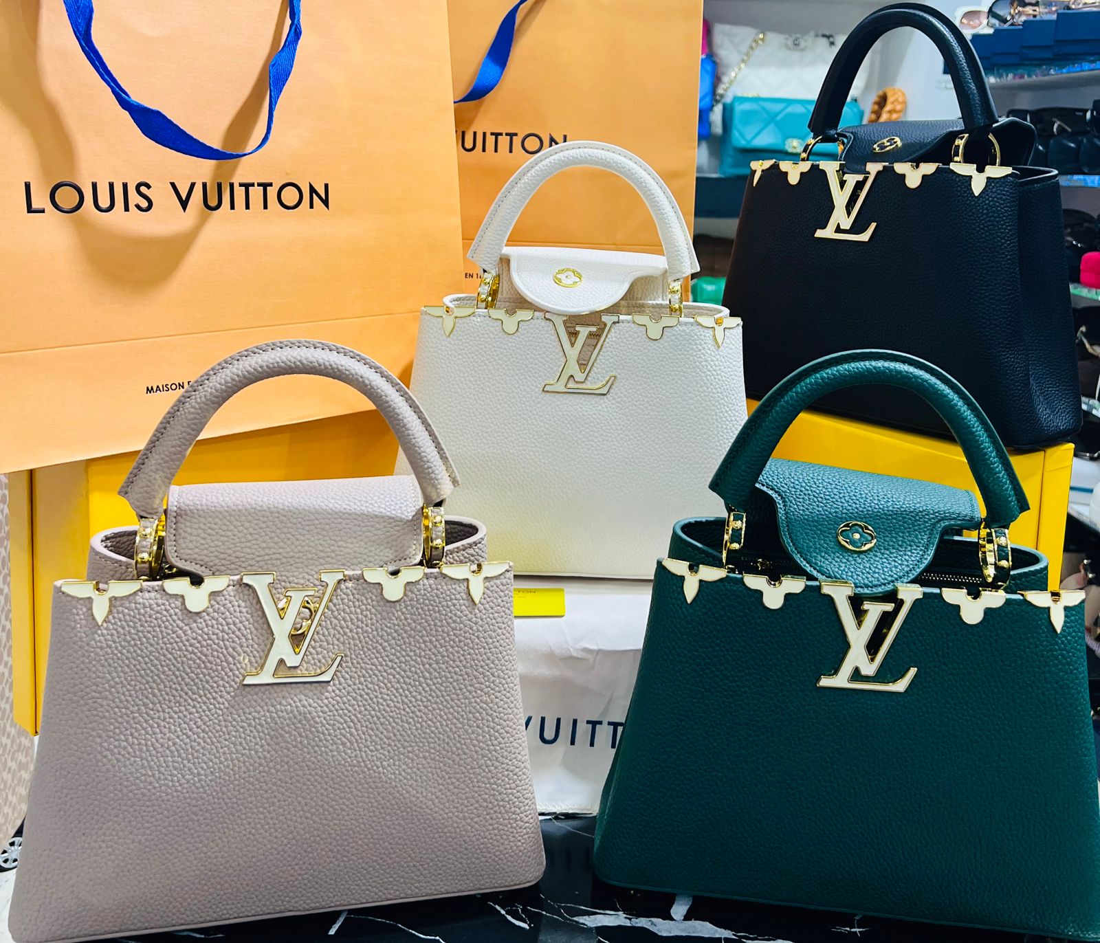 Louis Vuitton Capucine Blanco Piel