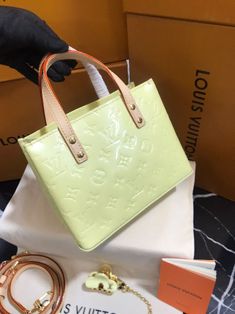 Louis Vuitton Verde Limón Piel Charol