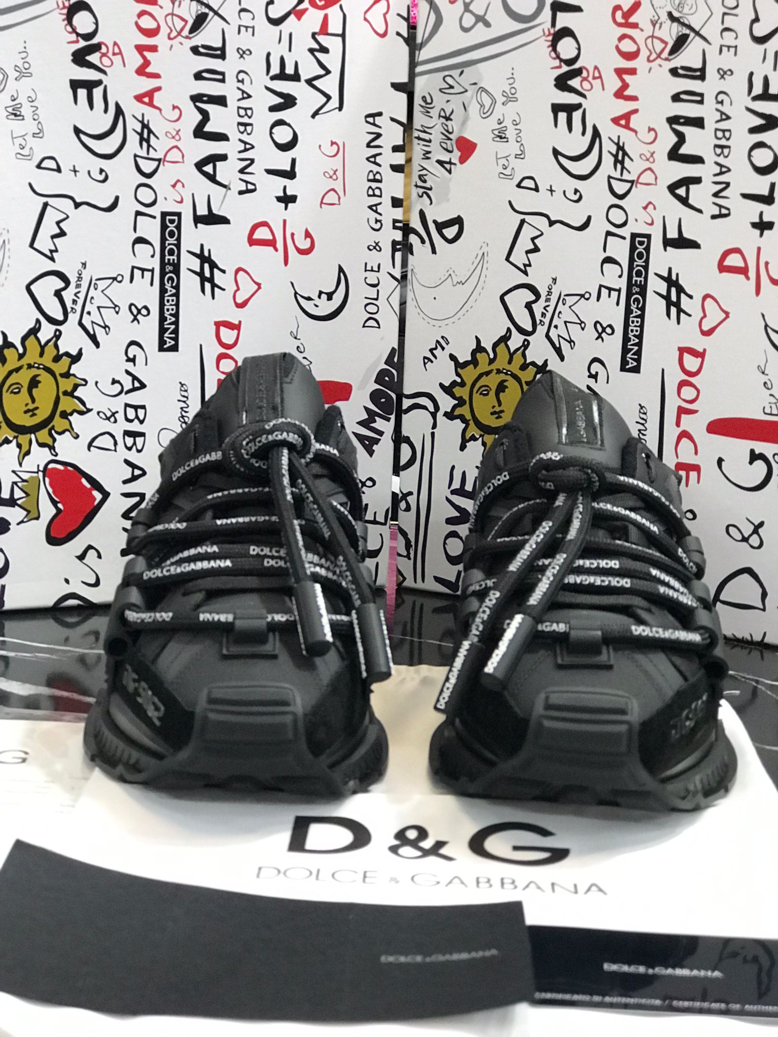 Dolce y Gabbana Tenis negros Caballero