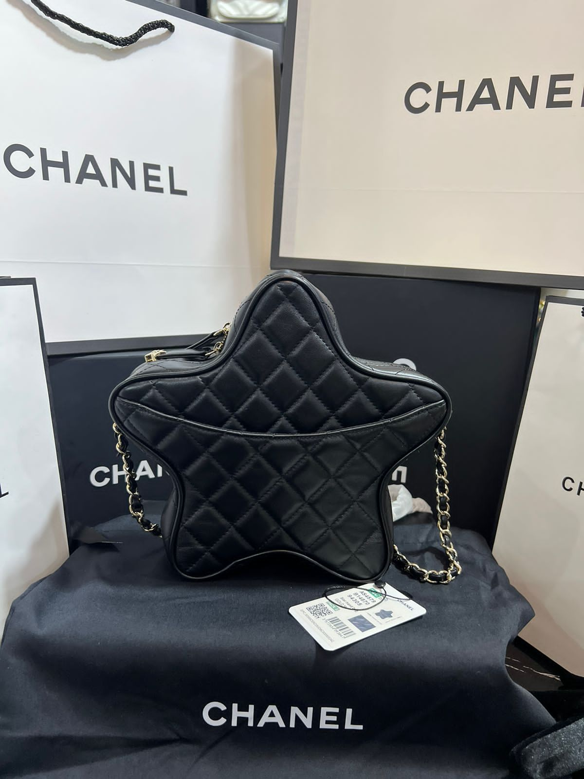 Chanel Estrella Negro Piel