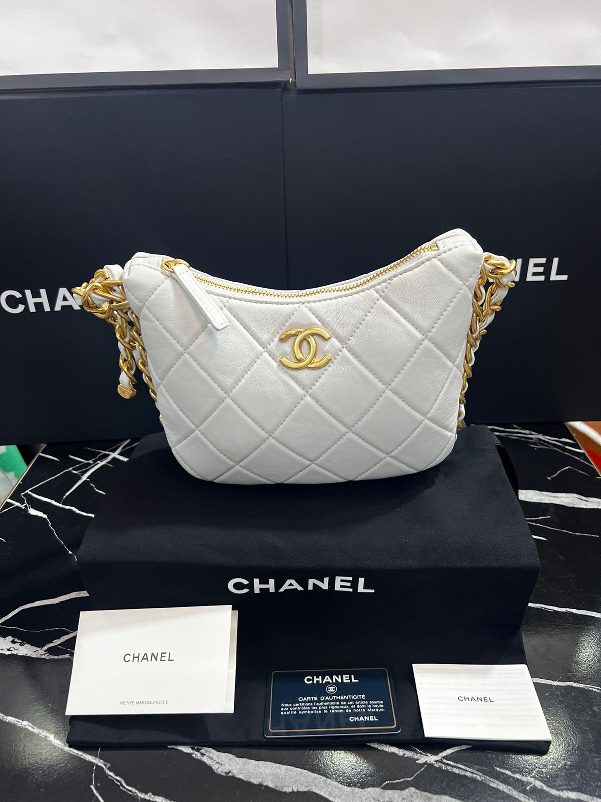 Chanel Blanca Piel