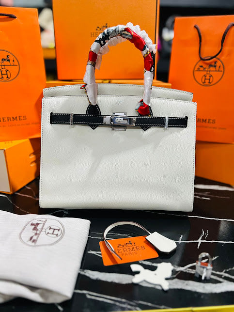 Hermes Birkin Blanco con Asa Negro Piel