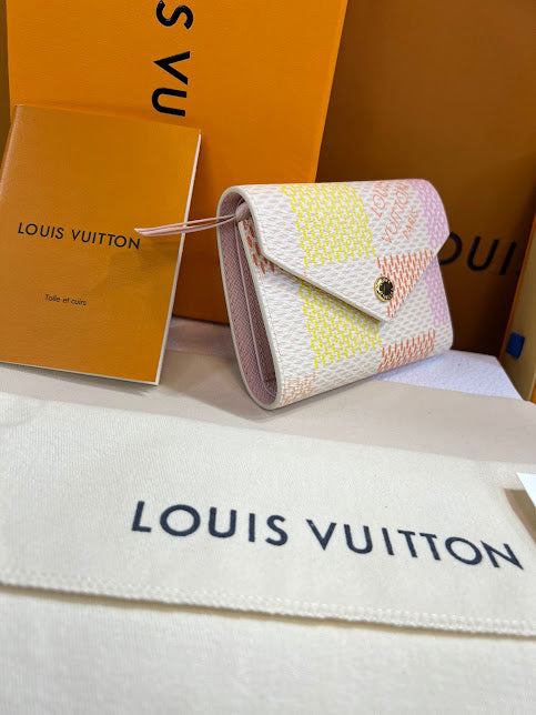 Louis Vuitton Rosa Piel