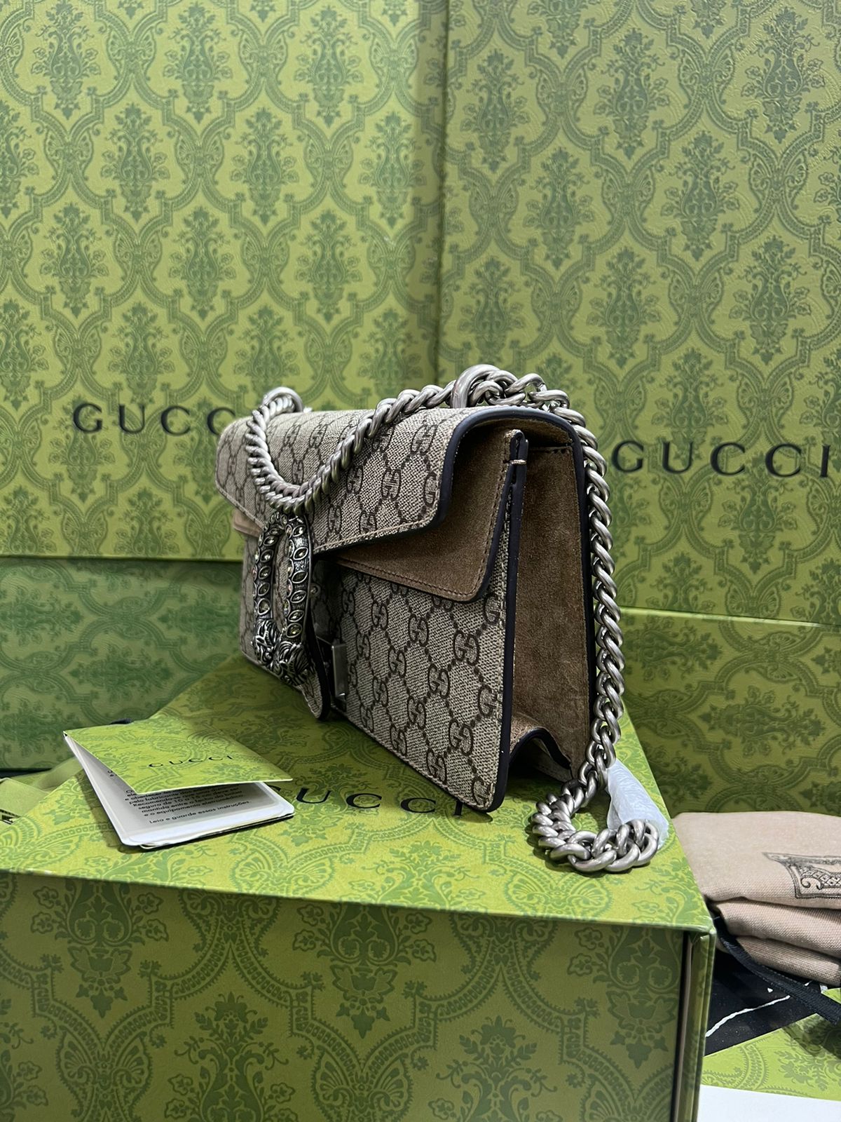 Gucci Café Cadena Plateada Piel