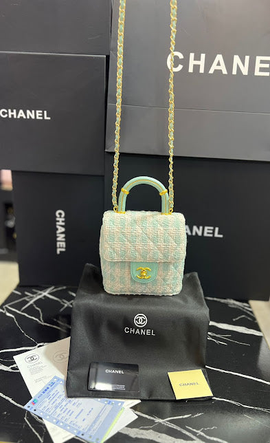 Chanel Verde Aqua Crochet con Piel