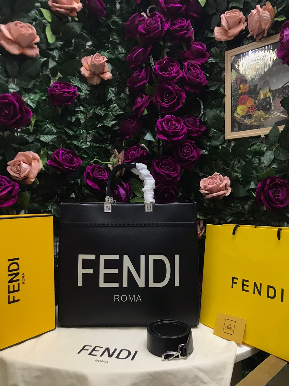 Fendi Negra Piel Mediana