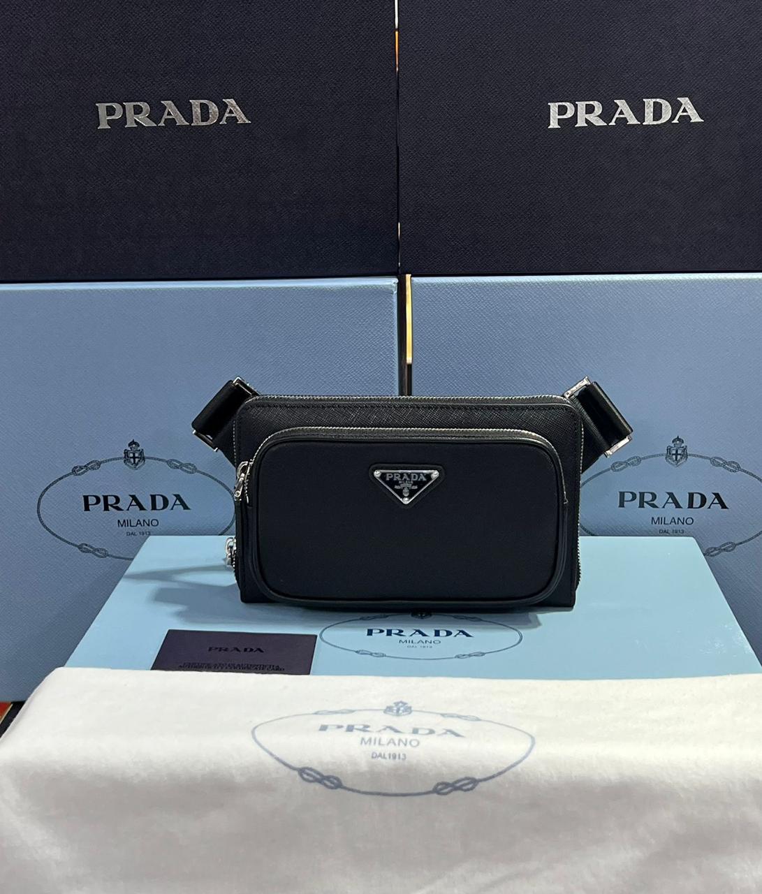 Prada bandolera