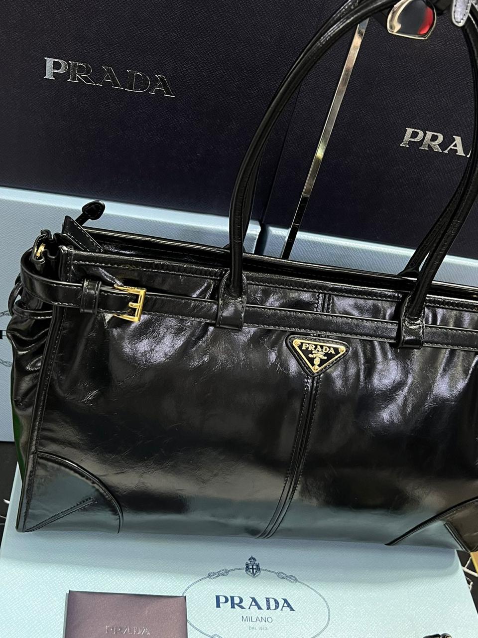 Prada  bolso en piel G5