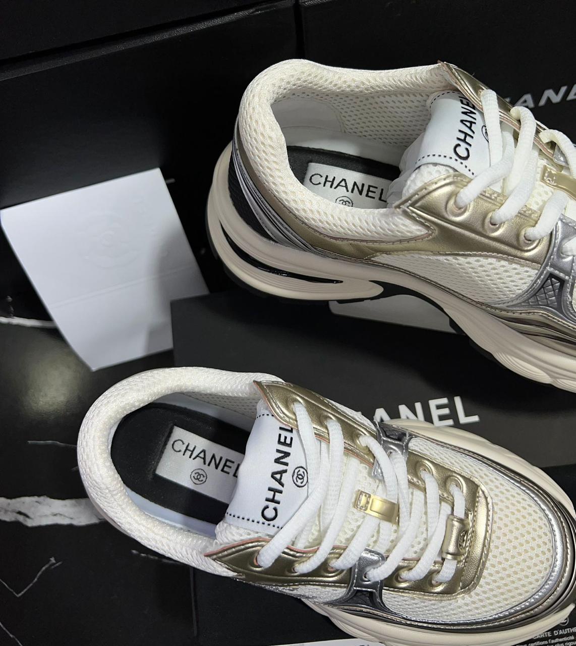 Chanel tenis