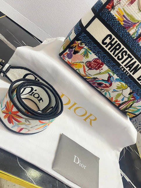 Christian Dior Bordada Patrón Aves Tela