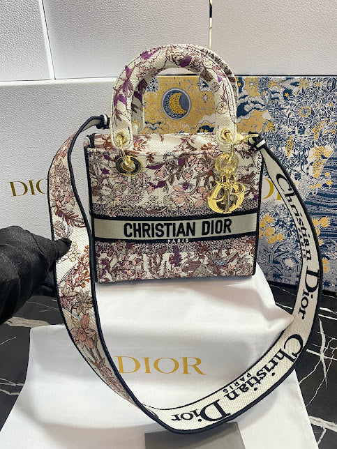 Christian Dior Bordada Patrón Flores Tela